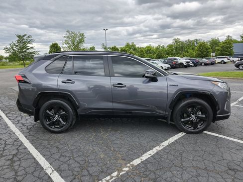 Used 2020 Toyota RAV4 XSE AWD/4WD image 19