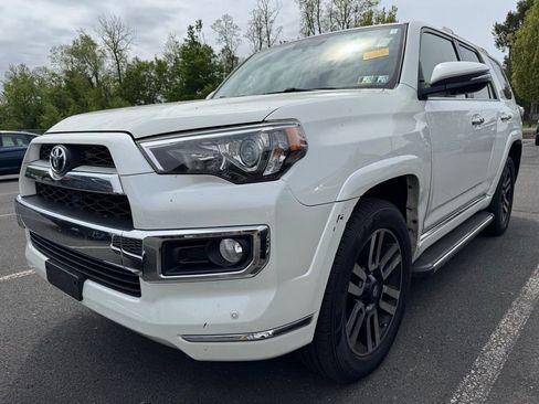 Used 2019 Toyota 4Runner Limited AWD/4WD image 2