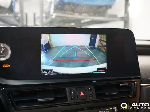 Used 2022 Lexus ES 300h FWD image 25