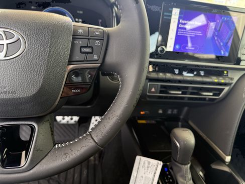 Certified 2026 Toyota Camry SE image 16