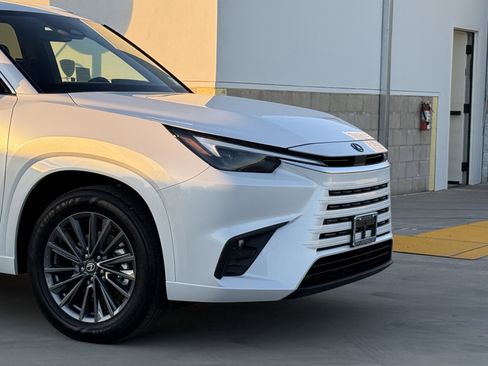 New 2026 Lexus TX 350 FWD image 3