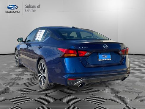 Used 2019 Nissan Altima 2.5 SR w/ SR Premium Package image 9