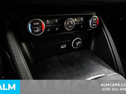 Used 2022 Alfa Romeo Stelvio Sprint image 41
