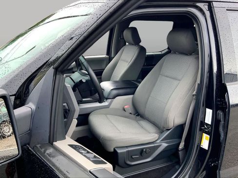 Used 2019 Ford F150 XLT w/ Equipment Group 302A Luxury AWD/4WD image 8