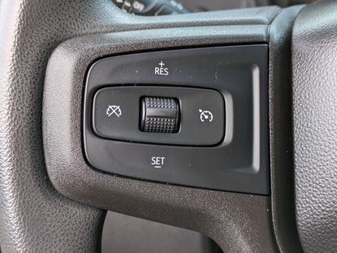 Used 2020 Chevrolet Silverado 1500 Custom w/ Custom Value Package image 22