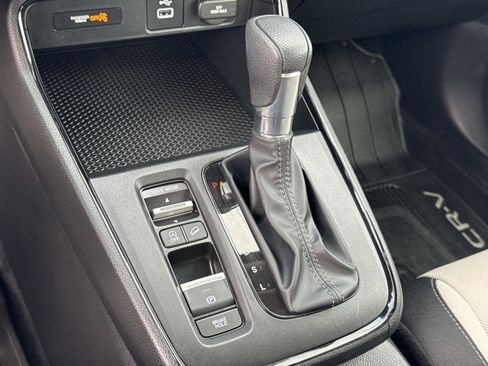 Certified 2024 Honda CR-V LX image 16