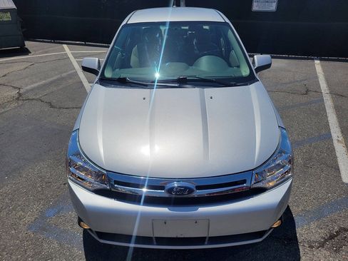Used 2009 Ford Focus SES FWD image 10