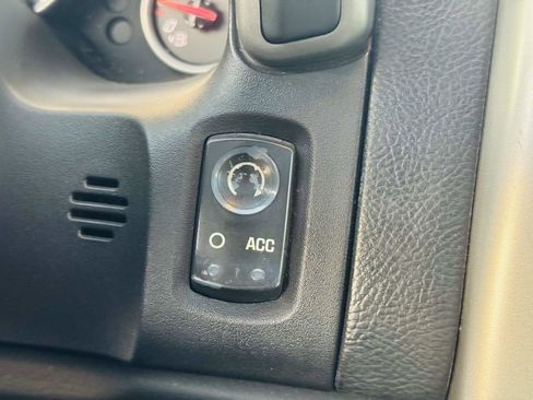 Used 2005 Chevrolet Corvette Coupe w/ Preferred Equipment Group image 24