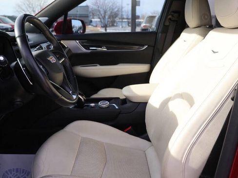 Used 2020 Cadillac XT6 Sport image 13