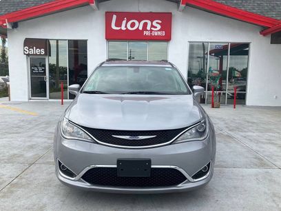 Used 2019 Chrysler Pacifica Touring-L