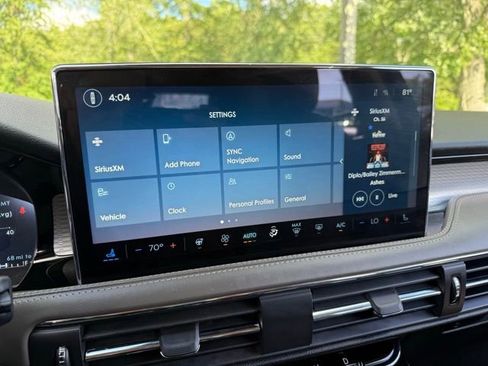 Used 2023 Lincoln Corsair AWD w/ Equipment Group 101A image 27