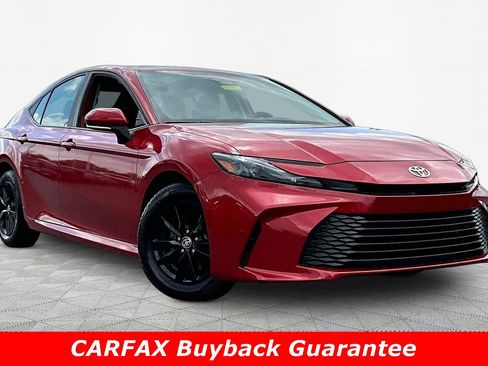 Used 2025 Toyota Camry LE FWD image 3