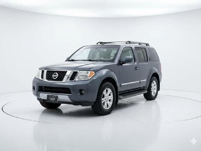 Used 2008 Nissan Pathfinder LE w/ Navigation Pkg