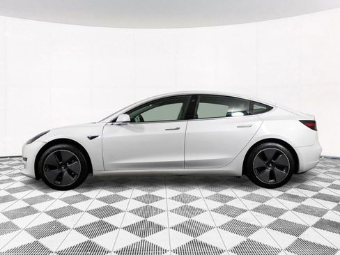 Used 2020 Tesla Model 3 Standard Range Plus image 10