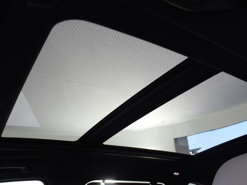 New 2026 BMW X5 M60i image 14