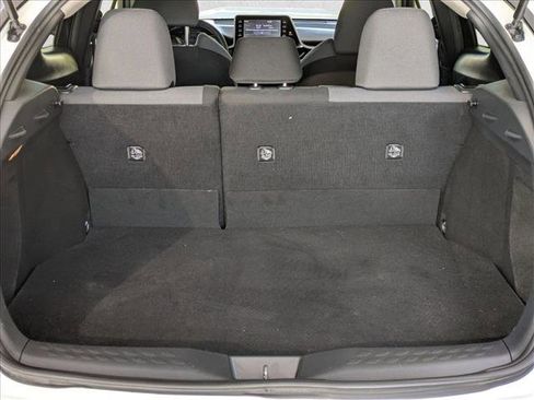 Used 2020 Toyota C-HR LE image 6