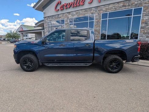 Used 2019 Chevrolet Silverado 1500 Custom Trail Boss w/ Custom Convenience Package AWD/4WD image 2