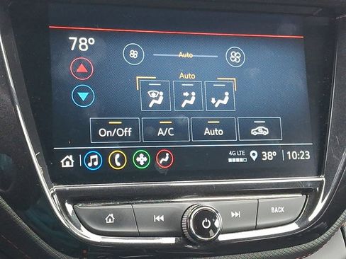 Used 2023 Chevrolet TrailBlazer RS w/ Convenience Package image 17