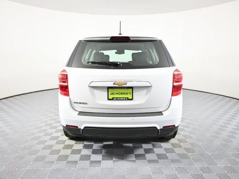 Used 2017 Chevrolet Equinox LS image 5