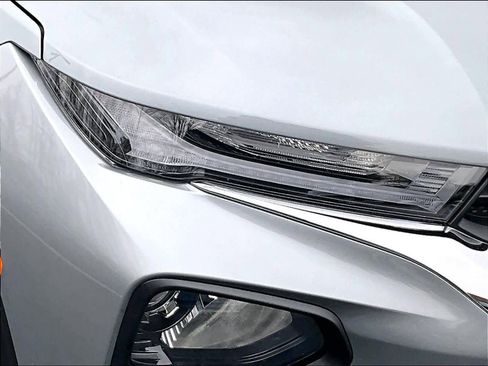 Used 2023 Chevrolet TrailBlazer LT w/ Convenience Package image 32