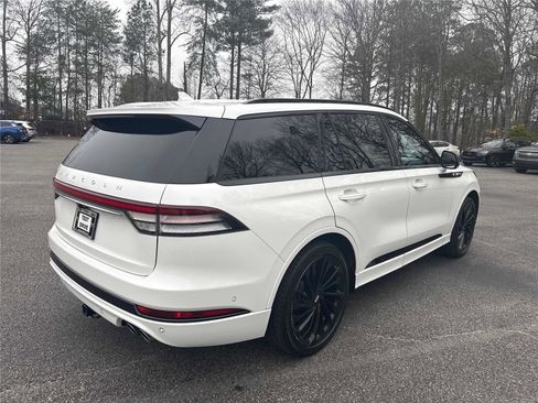 Used 2022 Lincoln Aviator Reserve w/ Equipment Group 201A image 5