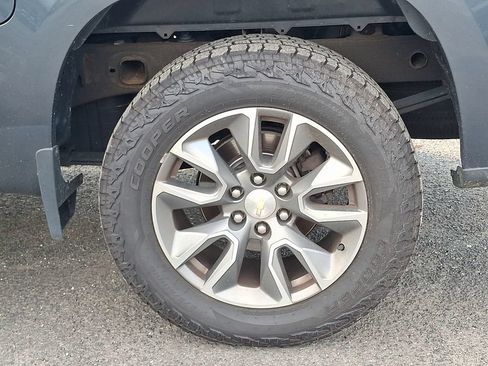 Used 2022 Chevrolet Silverado 1500 LT AWD/4WD image 27