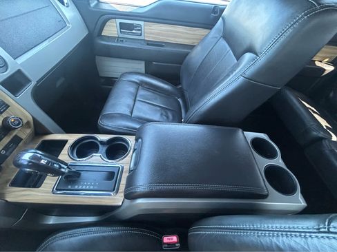 Used 2011 Ford F150 Lariat w/ Lariat Chrome Pkg image 37