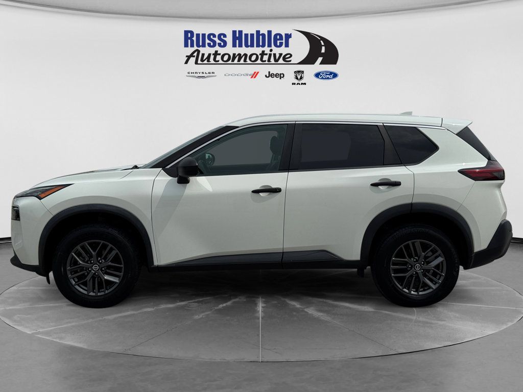 Used 2021 Nissan Rogue S FWD image 2