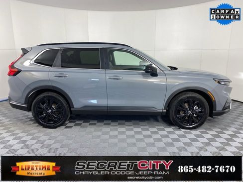 Used 2025 Honda CR-V Sport Touring image 8