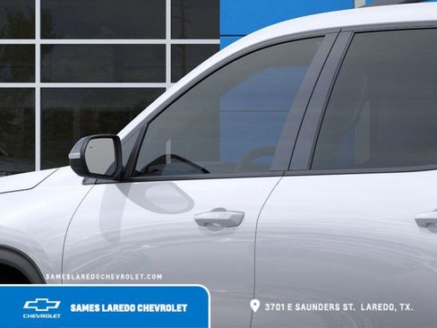 New 2026 Chevrolet Traverse LT w/ Midnight/Sport Edition image 12