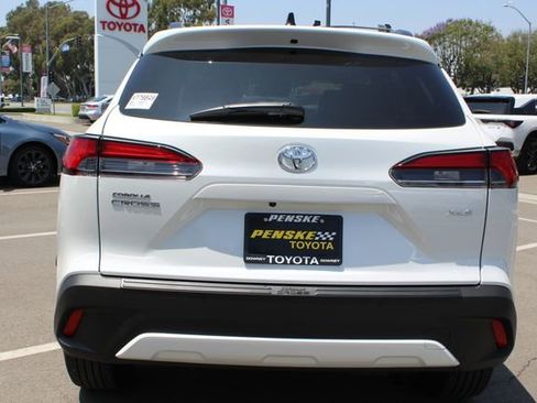 Certified 2026 Toyota Corolla Cross XLE w/ Convenience Package FWD image 11