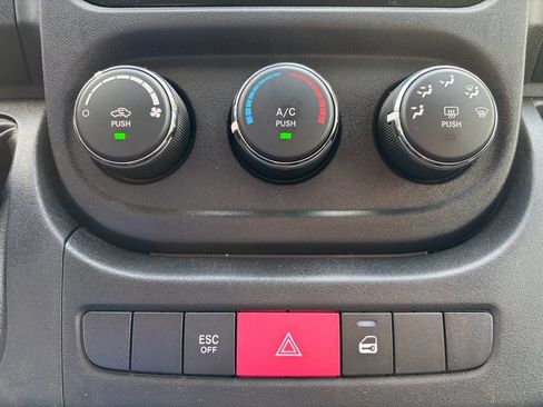 Used 2021 RAM ProMaster 1500 image 32