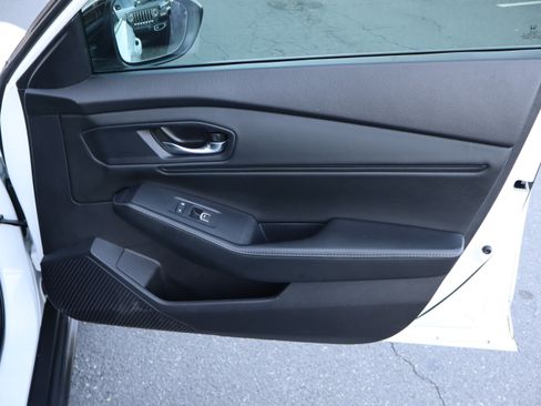 Used 2023 Honda Accord Sport image 35