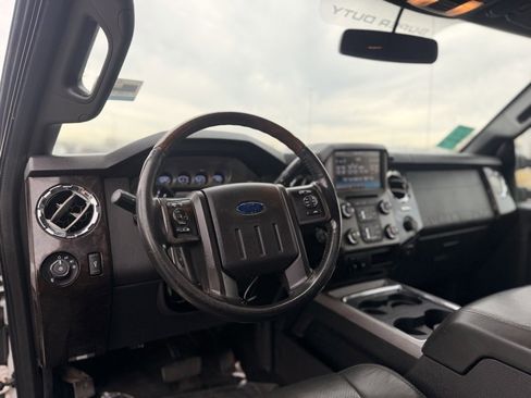 Used 2013 Ford F250 Platinum image 8