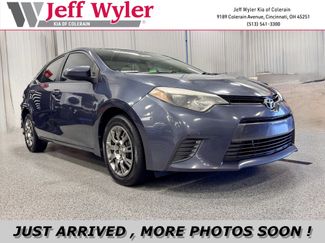 Used 2016 Toyota Corolla LE FWD video 1
