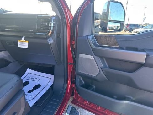 New 2026 Ford F250 Lariat w/ Chrome Package AWD/4WD image 11