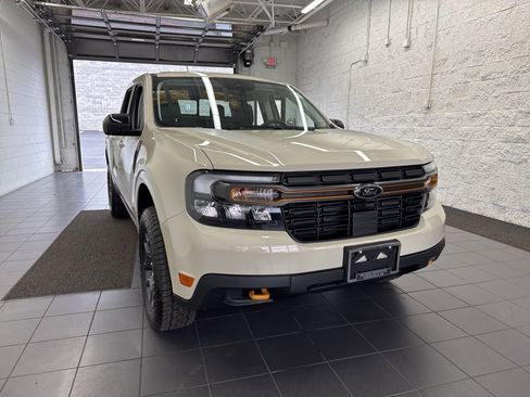 Used 2024 Ford Maverick Tremor w/ Tremor Off-Road Package image 2