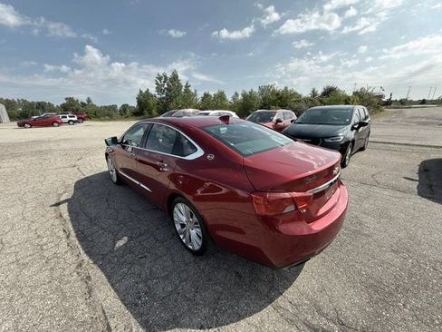 Used 2015 Chevrolet Impala LTZ FWD image 3