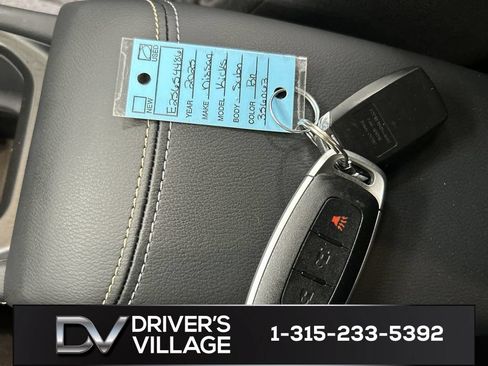 Used 2025 Nissan Kicks SV AWD/4WD image 12