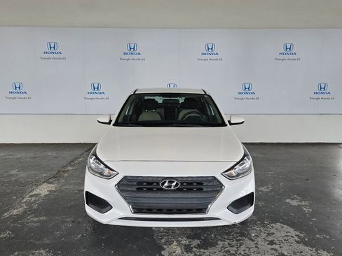 Used 2020 Hyundai Accent SE image 2