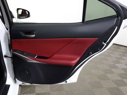 Used 2019 Lexus IS 300 F Sport image 28