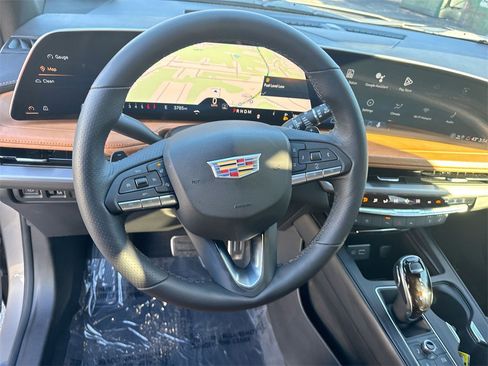 Used 2025 Cadillac XT4 Sport image 16