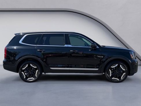 Used 2023 Kia Telluride S w/ S Sunroof Package image 6