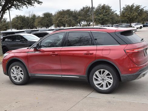 New 2026 Lincoln Corsair Premiere image 10