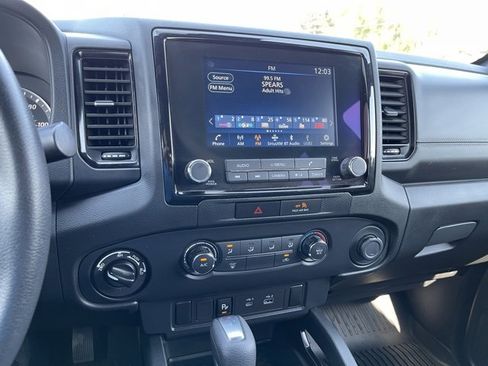 Used 2023 Nissan Frontier SV w/ Midnight Edition Package image 9
