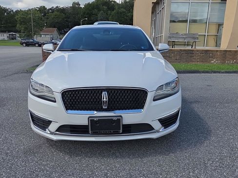 Used 2017 Lincoln MKZ Reserve w/ Luxury Package AWD/4WD image 8