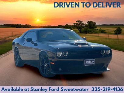 Used 2022 Dodge Challenger R/T w/ Blacktop Package