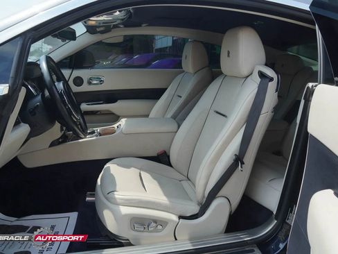 Used 2015 Rolls-Royce Wraith image 15