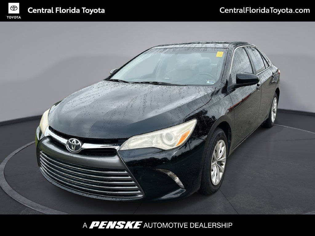 Used 2016 Toyota Camry LE FWD image 1
