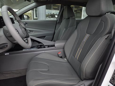 New 2026 Hyundai Elantra SEL Sport Premium FWD image 10